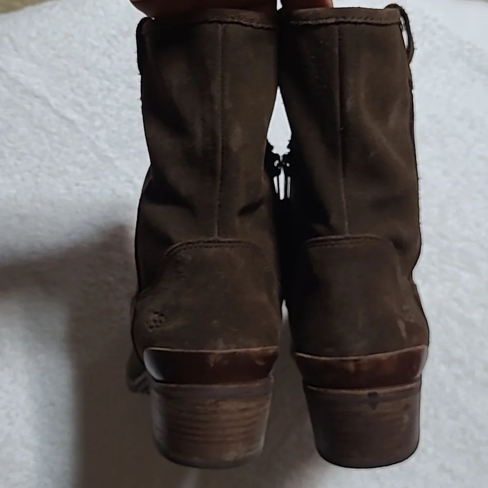 UGG Briar  Suede Zip Up Ankle Boots Size 6 Women's - Picture 6 of 10